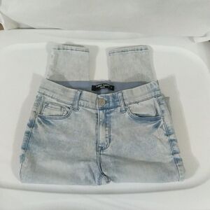 Almost Famous Light Wash Jegging Skinny Jeans - size 5